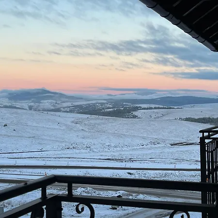 Апартаменты M Lux *