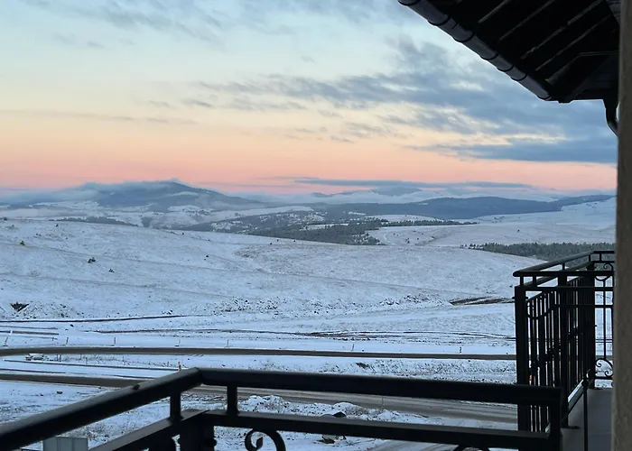 Апартаменты M Lux *